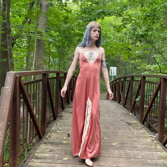 Vintage Maxi Lace Slip Dress - Picture 3 of 9